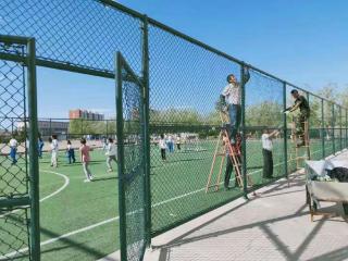 公園的籃球場(chǎng)圍網(wǎng)!