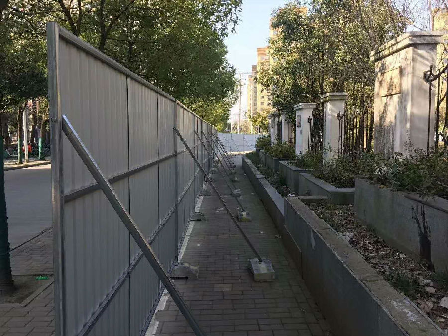 132165 (1) 132165 (1)